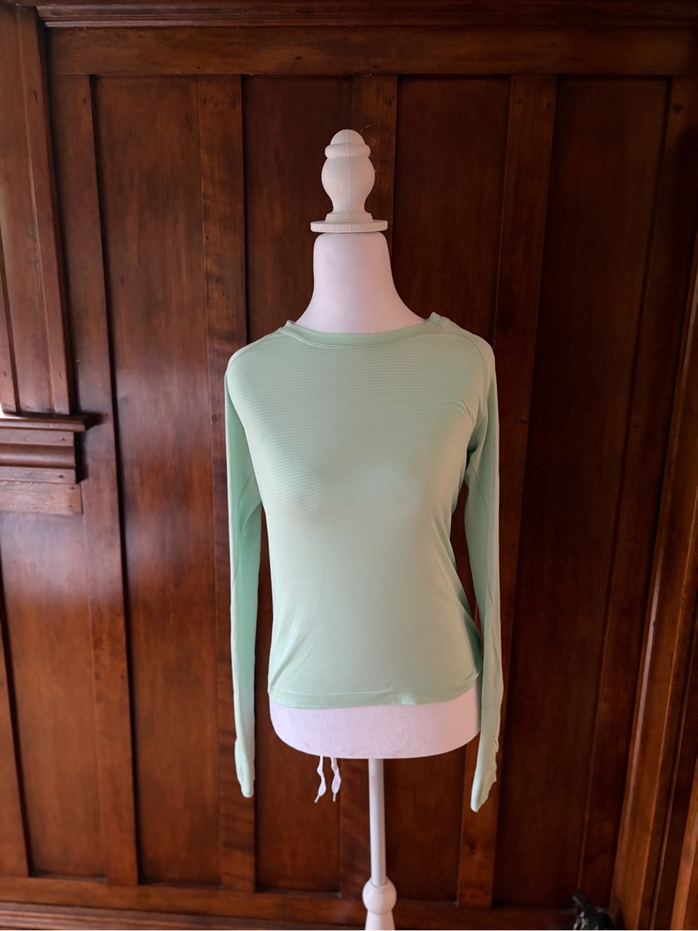 lululemon athletica Light Mint Green Long-Sleeve Performance Tee